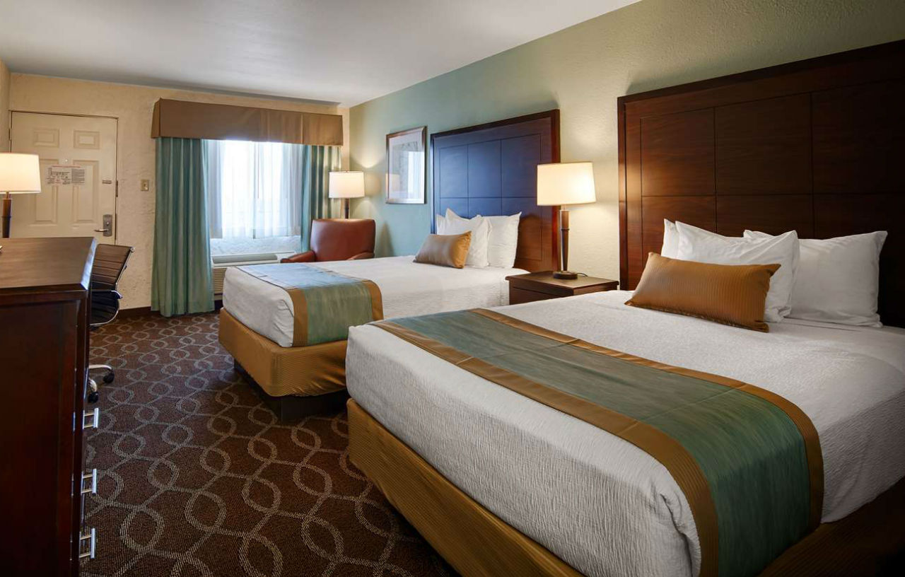 Quality Inn Clinton North Εξωτερικό φωτογραφία